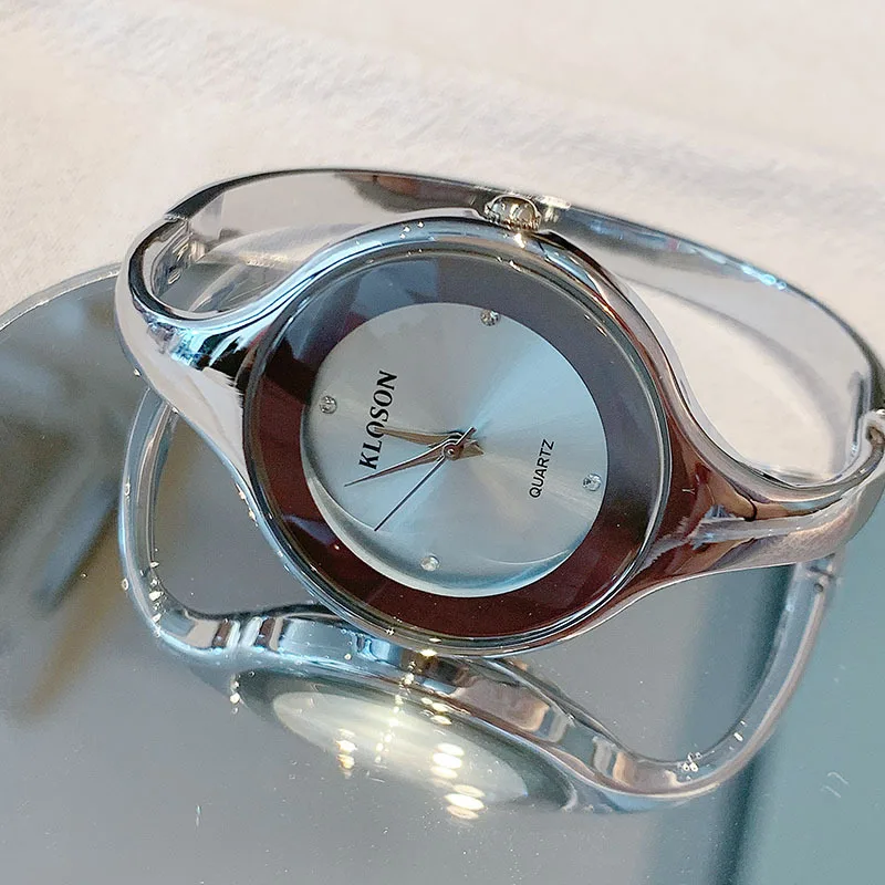 Classic watch, elegant and stylish silver ladies' quartz bracelet watch, compact and high-value watch, ladies' designer watch