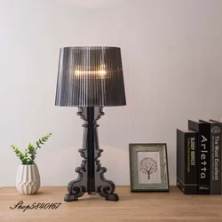 Lámpara de mesa fantasma de diseño europeo, luz de escritorio acrílica, decoración del hogar, lámparas de dormitorio, lámpara de lado creativa, luz de escritorio para sala de estar, E27