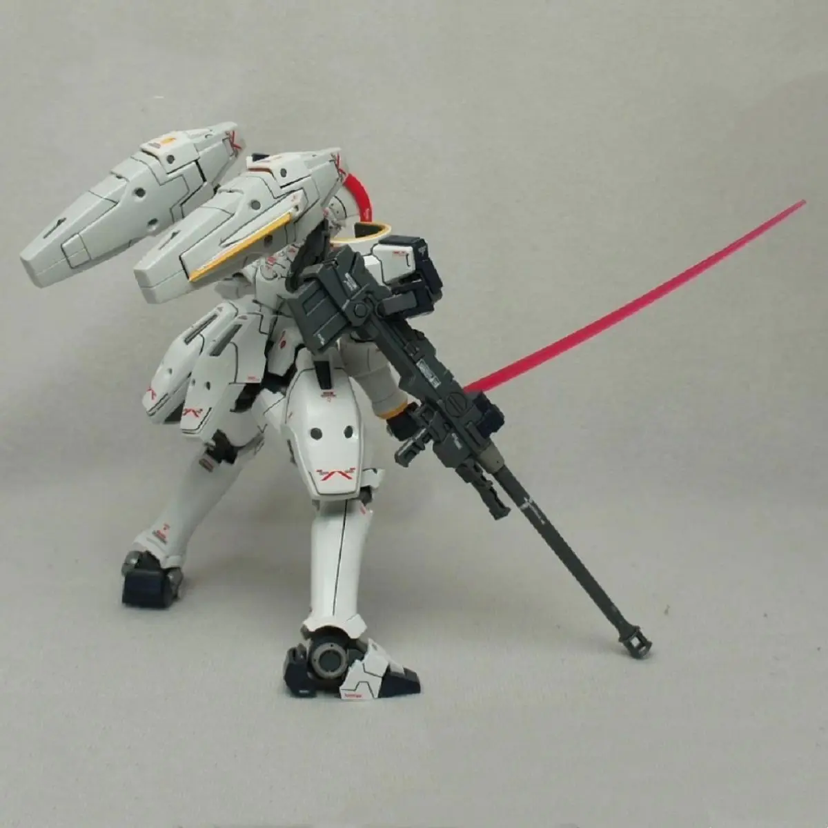 Nuevo en Stock Daban 6620 Mg 1/100 Kit de modelo de ensamblaje Tallgeese Oz-00ms figuras de acción Kits de modelos de plástico juguetes personalizados regalo