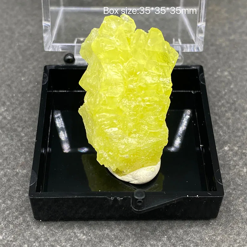 100 % natürliche gelbe Schwefel-Mineralexemplare, Steine und Kristalle, Heilkristall + Kartongröße: 35 x 35 x 35 mm