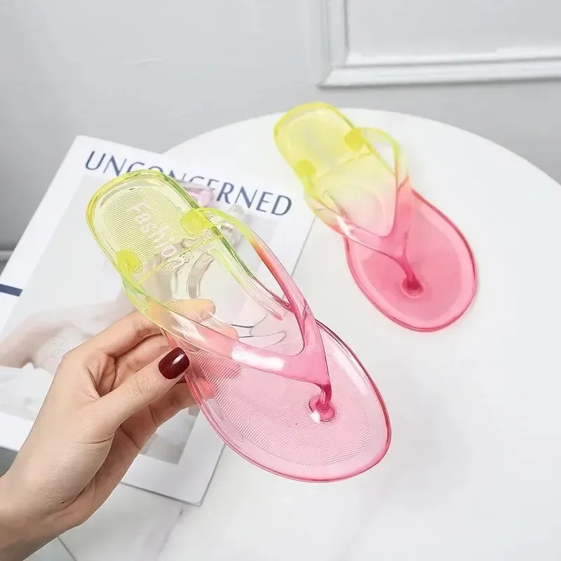 Two-color Personality Slippers Women Summer Fashion Gradient Beach Shoes Crystal Shoes Flat Bottom Pvc Material Adult Suitable