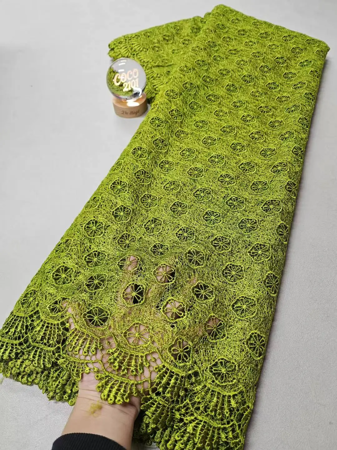 

Фиолетовый 2026, высокое качество, модная французская сетчатая вышивка, кружевная ткань с блестками, африканские нигерийские бусины, кружевная ткань для свадебного платья