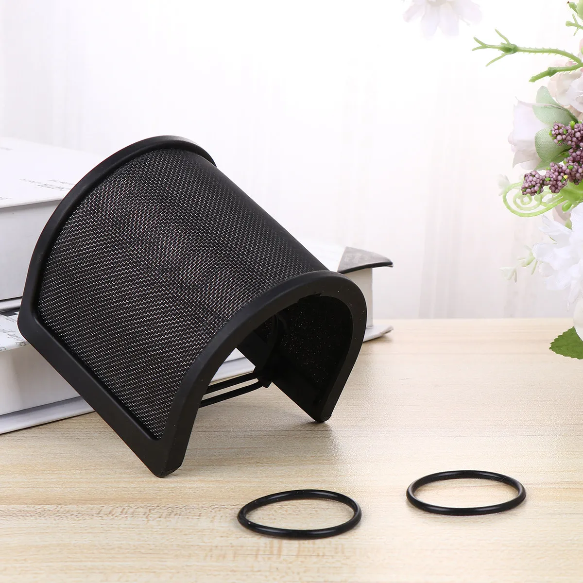 

Triple Layer Microphone Wind Screen Filter Black Noise Reduction Shield for Recording Streaming Prevent Saliva