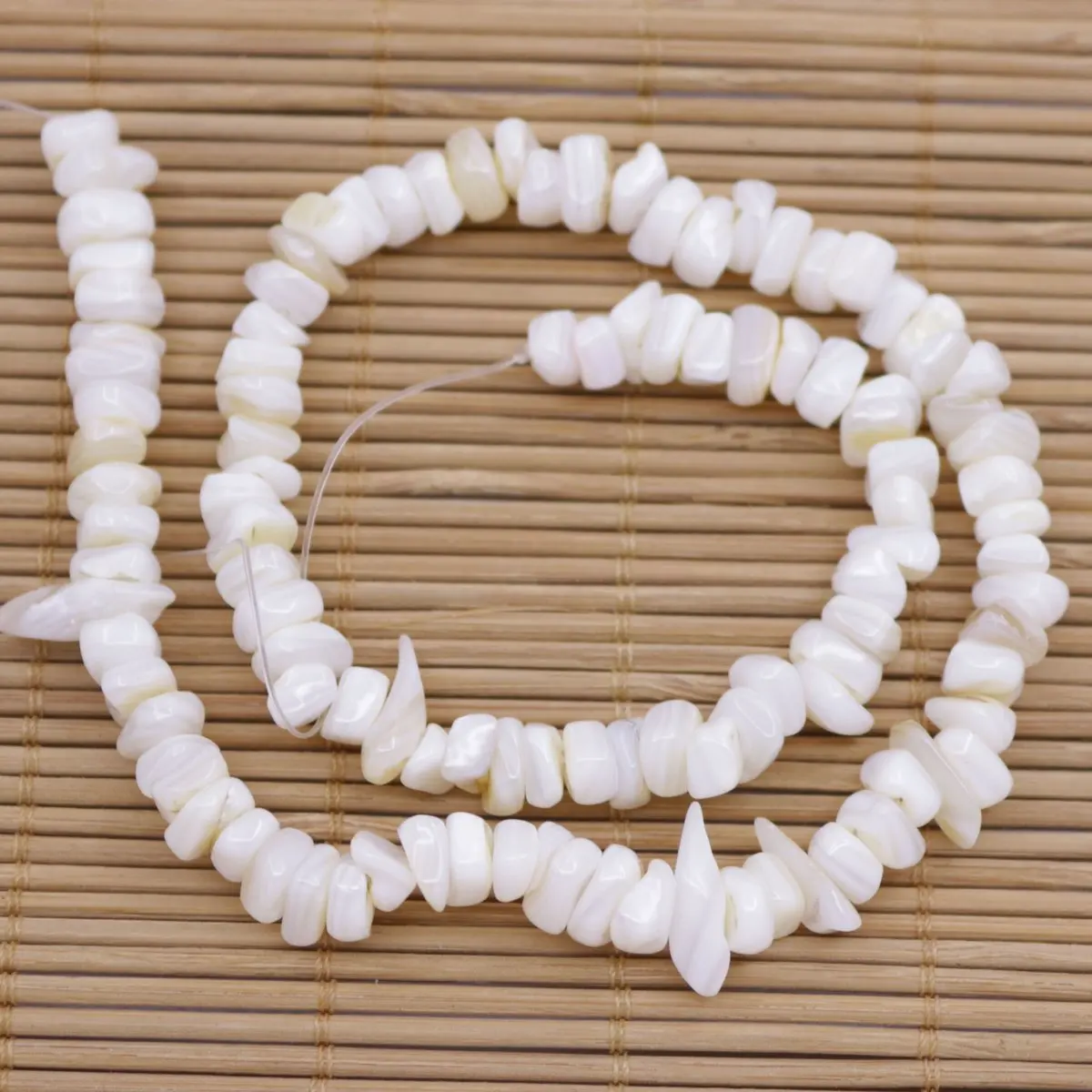 6mm-8mm Freeform Shell Natural White Mother of Pearl Loose Beads Strand 14.5" for Jewelry Making DIY Bracelet Necklace