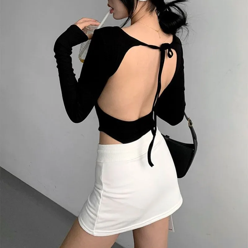 Rückenfreier, ausgehöhlter, würziger Mädchen-Body mit Schnürung, langärmeliges, hoch geschnittenes, einteiliges T-Shirt für Damen, sexy, tägliches Sport-Unterhemd