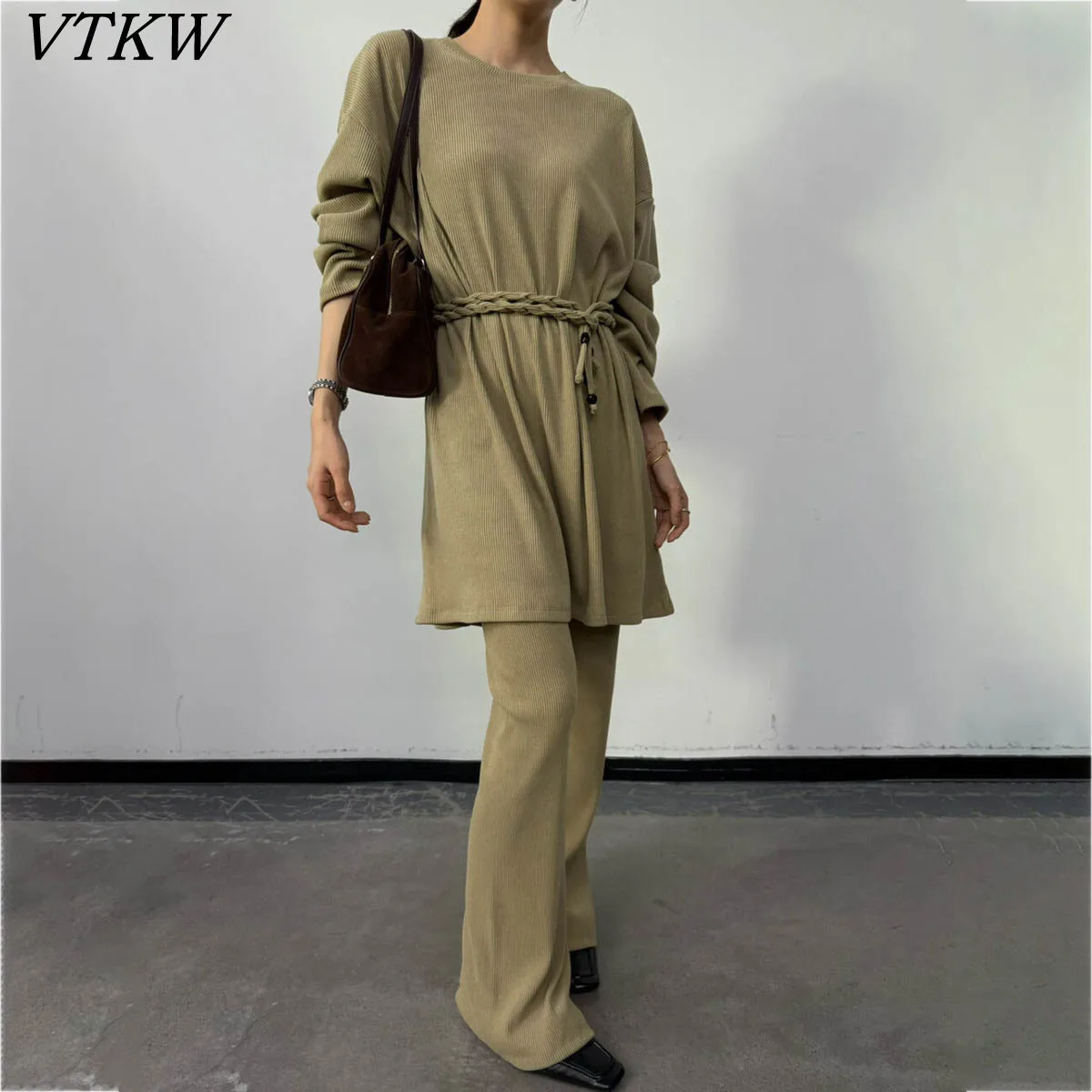 

VTKW Woman's Round-neck Drawstring Design Color Simple 2025 Spring Model Loose-fitting Long Pants Two-piece Set Long Sleeves