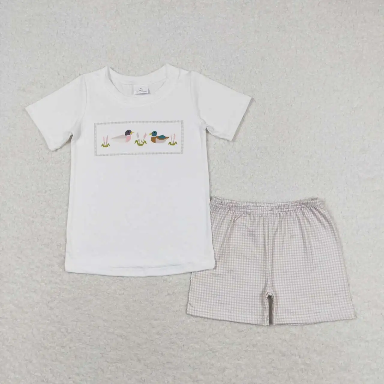 

Summer Boys Suit Duck Print Design Short Sleeve Suit Wholesale Infant Boys Clothing