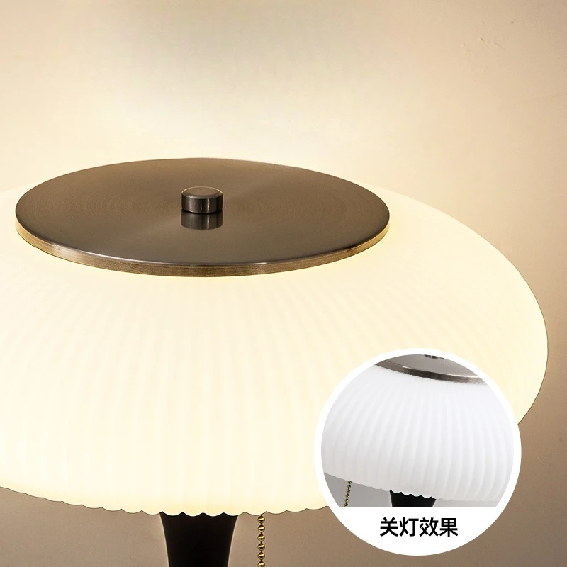 الفرنسية الحديد الزجاج مصابيح أرضية غرفة المعيشة الرجعية الراقية فن الديكور غرفة نوم السرير الجدول أجواء داخلية الإضاءة الخفيفة #6