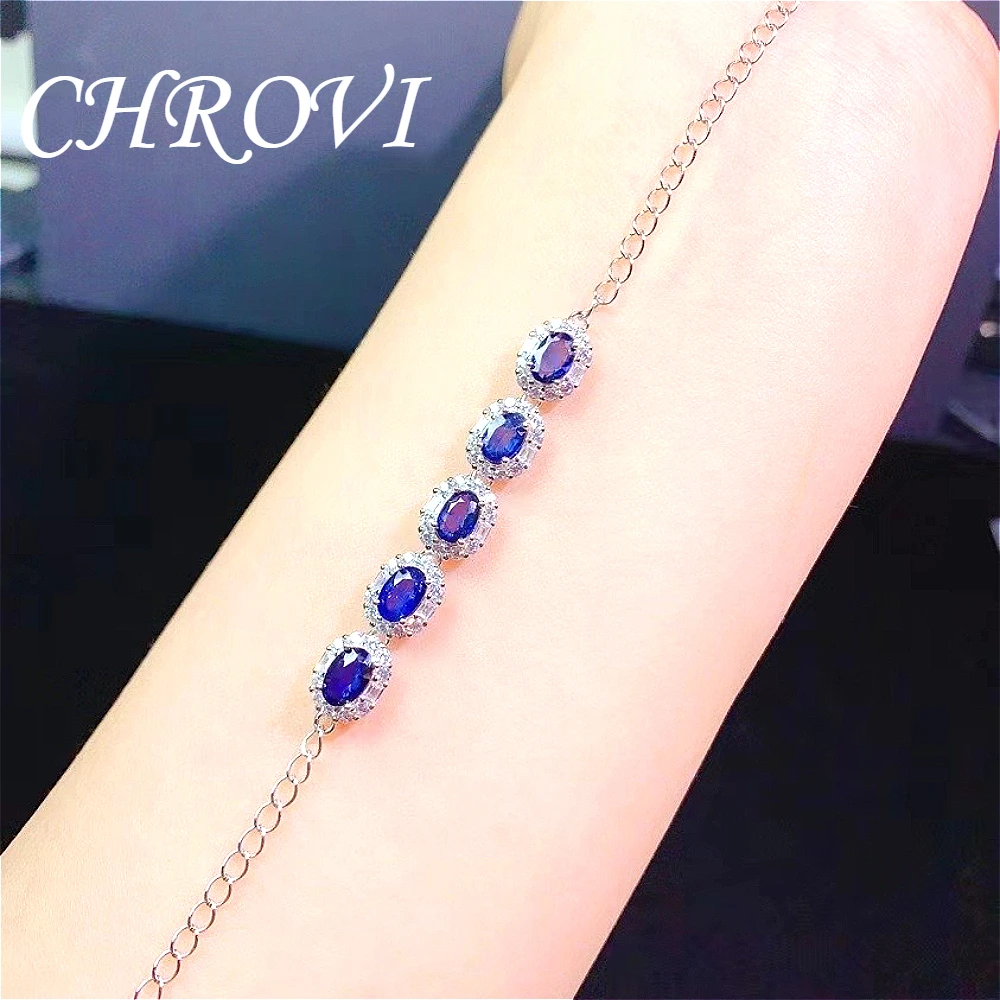 Luxuriöses und exquisites Armband aus 925er Sterlingsilber mit Edelsteinen. Edelstein-Armband für Frauen, klein und modisch. – Detail 9
