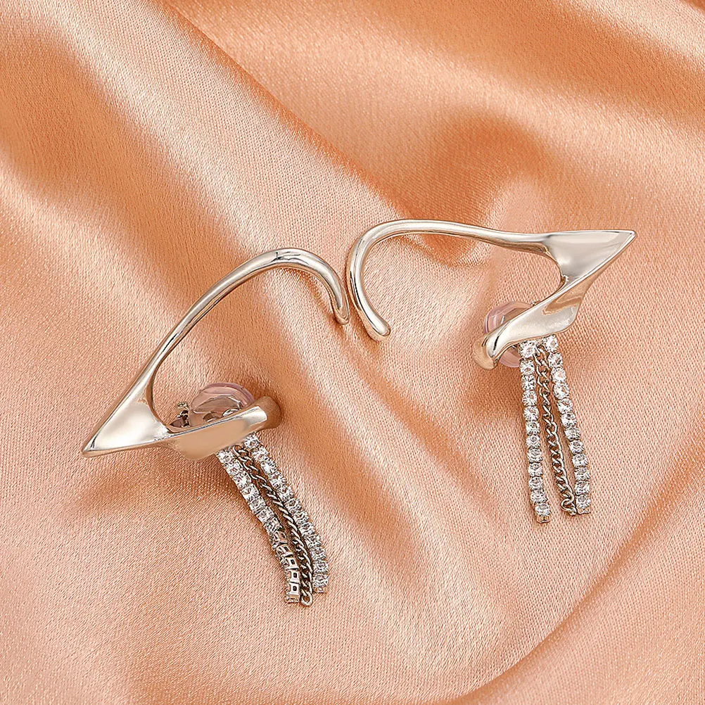 

1 Pair Tassel Cuff For Women No Piercing Clip Delicate Crawler Fashionable Ear Jewelry Ear Accessories Decorative Earrings