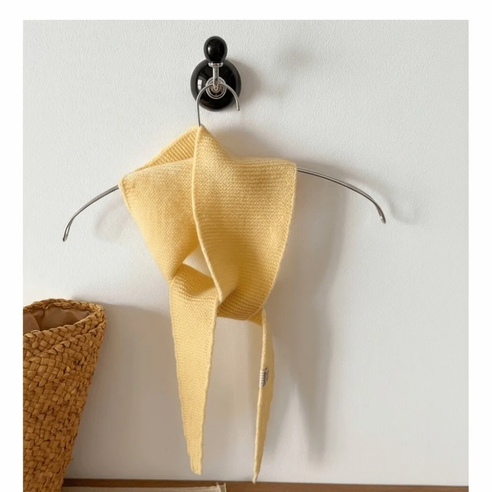 

Модный шерстяной вязаный шарф треугольной формы, нишевый тонкий шерстяной шарф, однотонный треугольный шарф для женщин