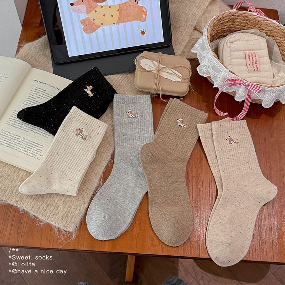 Solid Color Dog Embroidery Women Mid Tube Socks Seasonal Universal Point Yarn Ins Style Women Versatile Fashion Mid Tube Socks.