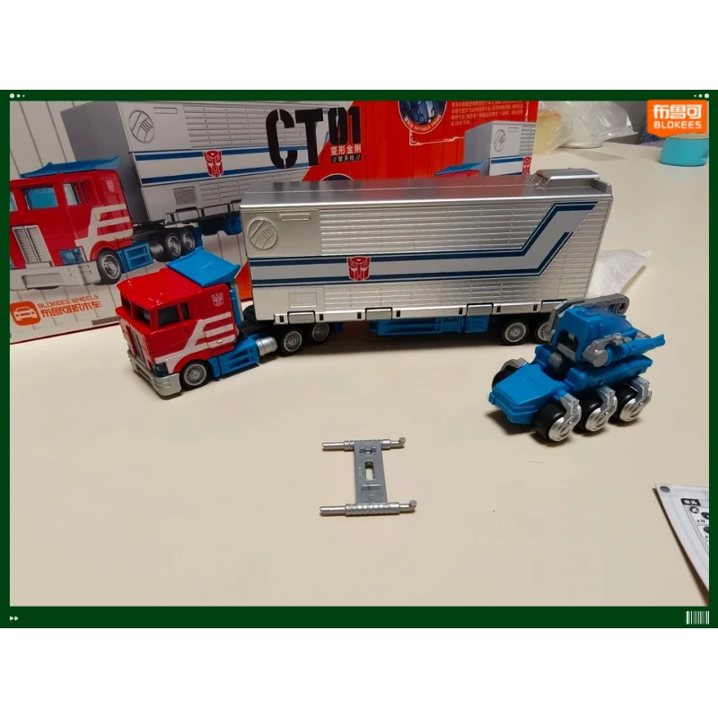 

In Stock Blokees 1:64 Ct01 Op Prime Peterbilt Car Model Container Trailer Miniature Doll Christmas Ornament Kids Toys Gift
