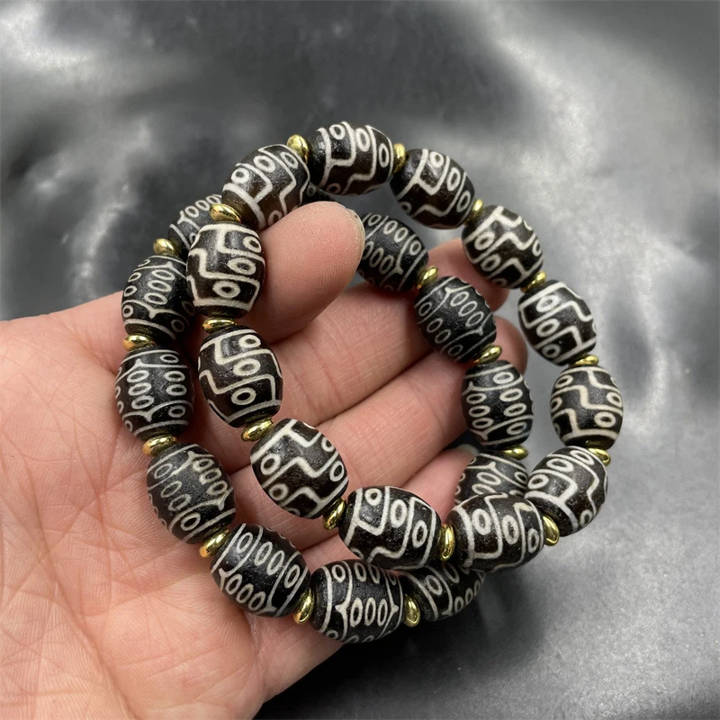 Vintage Patina 21- …