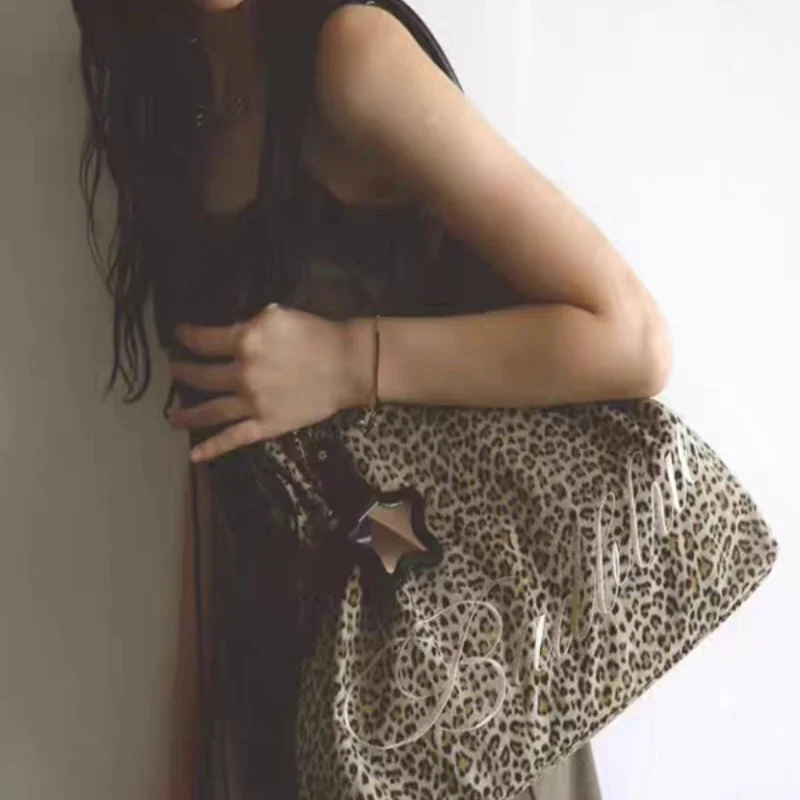 Korean Retro Embroidered Leopard Print Large Capacity Drawstring Tote Bag Underarm Shoulder Bag