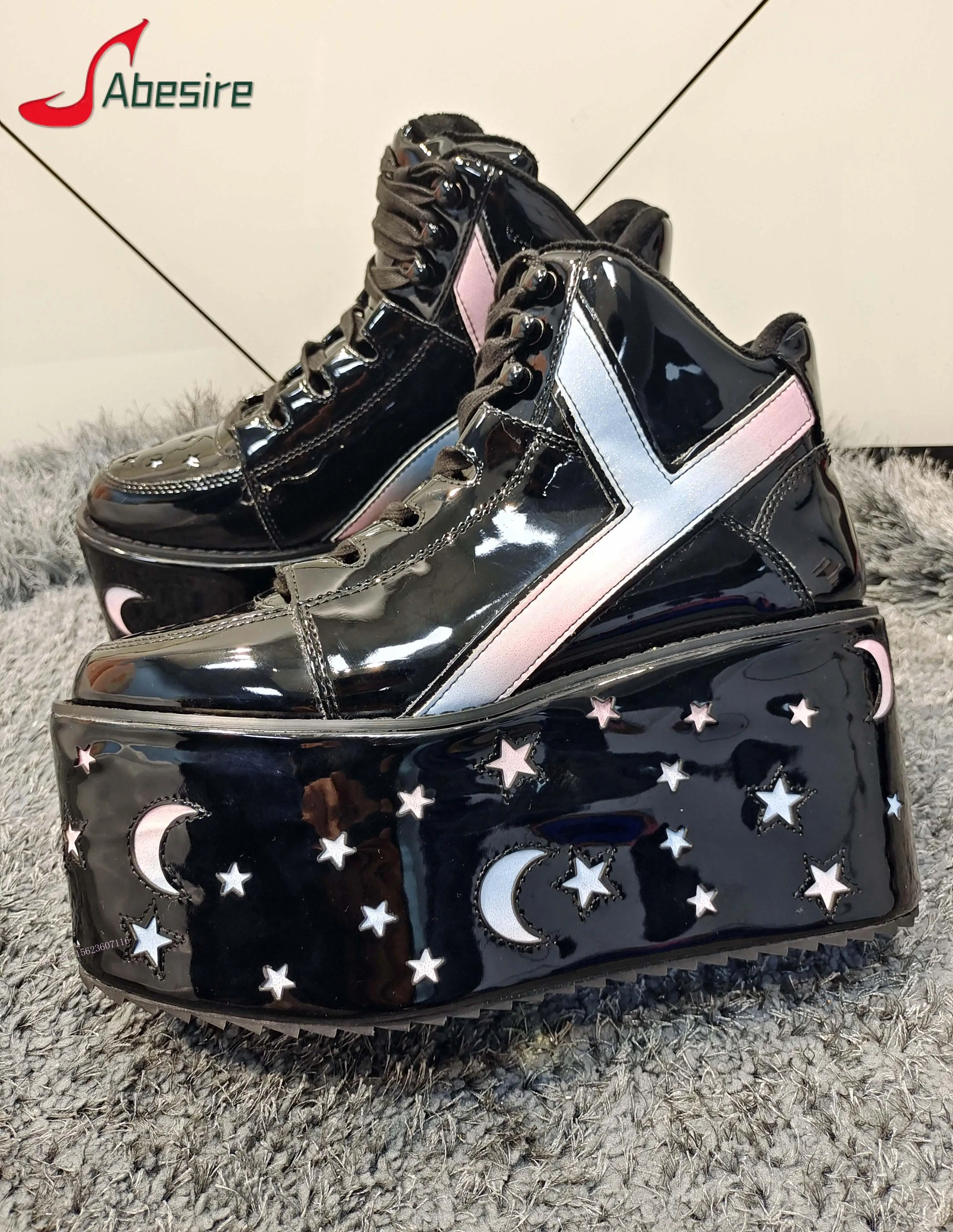 New Fashionable and Personalized Punk Style Embellished with Clouds and Moon Decoration Heightening Women\'s Platform Shoes