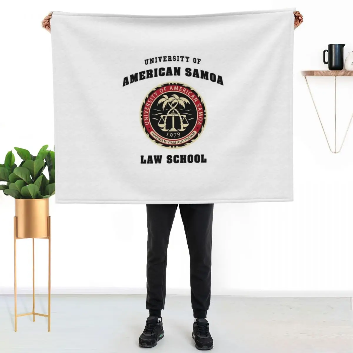University of American Samoa Law School Throw Blanket Cozy Microfiber Throw Blanket for Home Bedroom