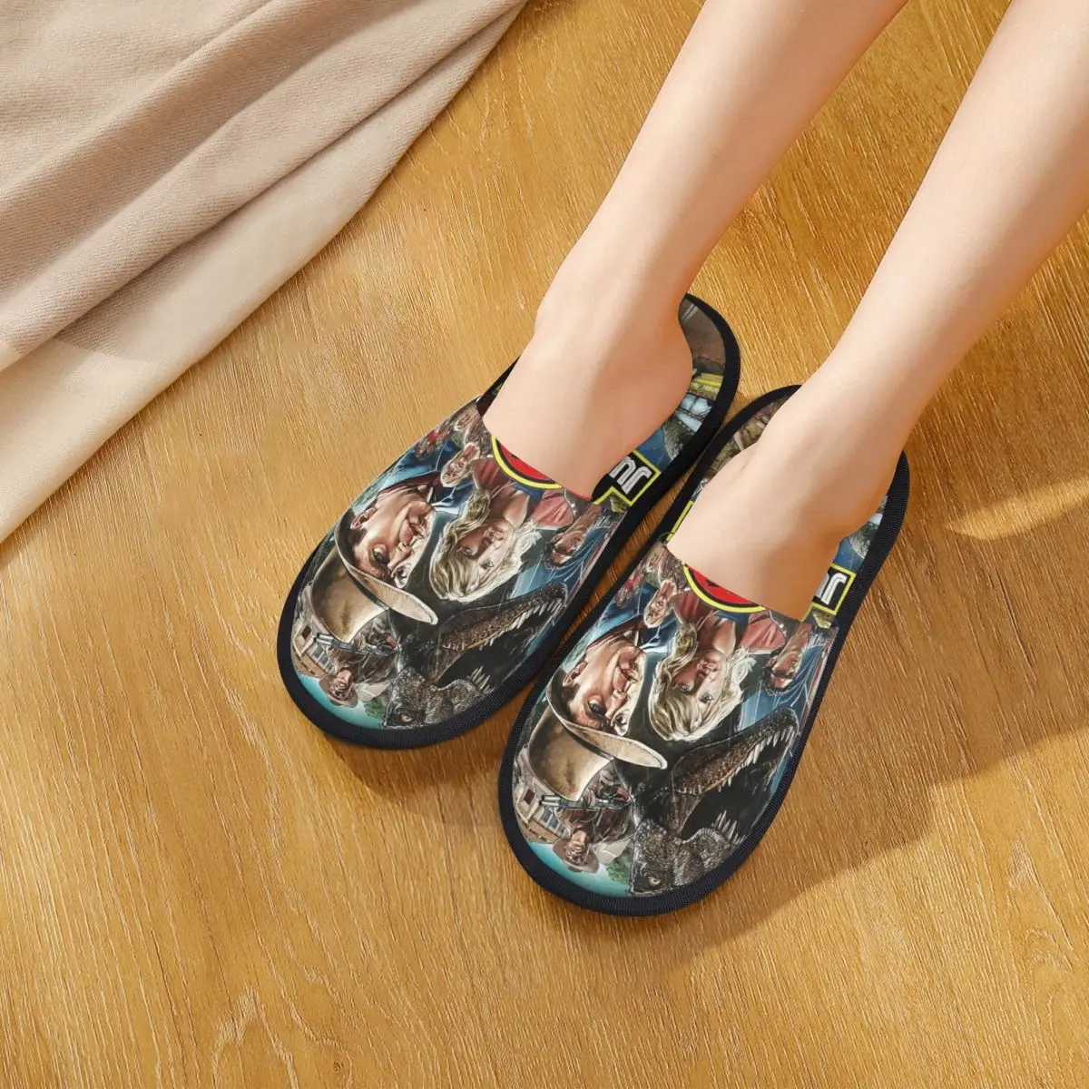 الشتاء فروي النعال الحديقة الجوراسية ديناصور العالم اكسسوارات المنزلية نِعال من الفراء الشرائح غرفة نوم مريحة المضادة للانزلاق الشرائح