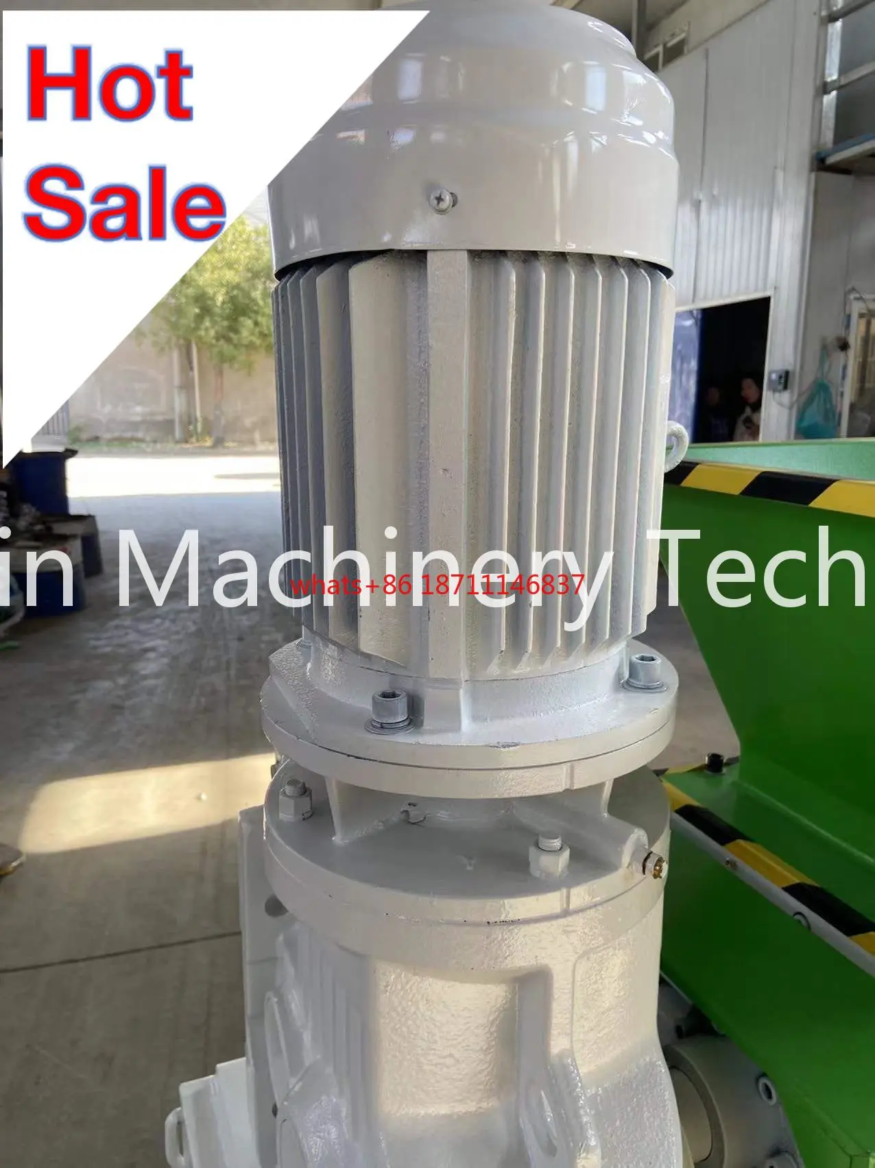 Double Shaft Waste Recycling Machine/Small Tire Shredder