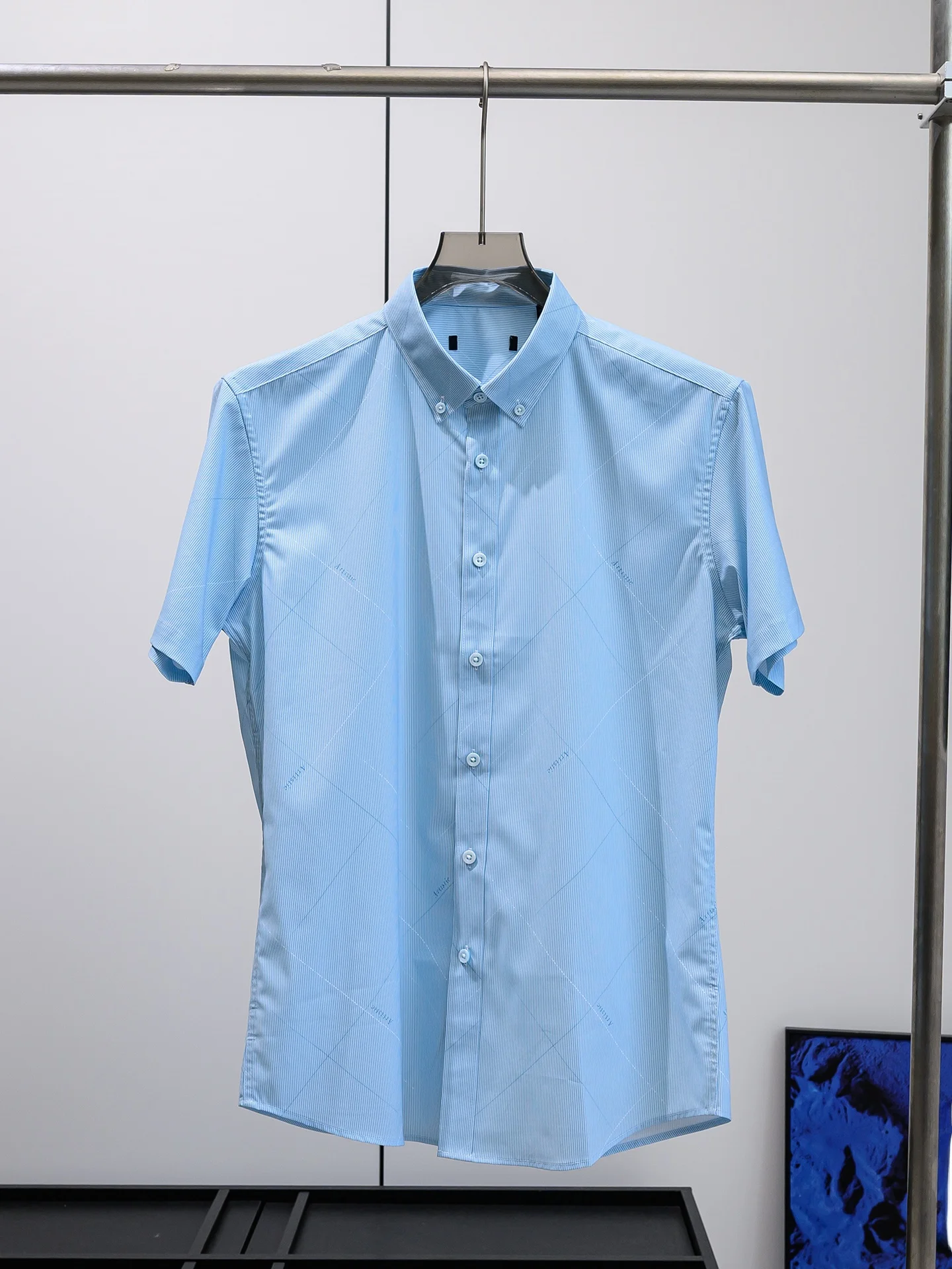 

H-Home Men's Summer Lightweight Breathable Moisture-wicking Business Casual Short Sleeve Shirt Dark Pattern Print Comfortable