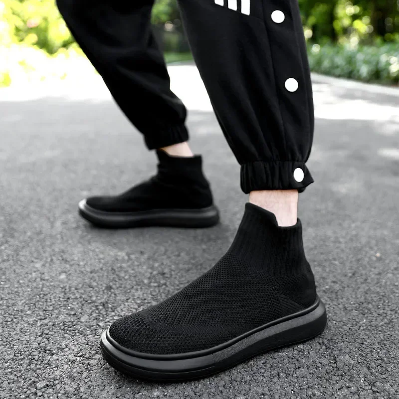 Warm Men Casual Sneakers Comfortable Mens Ankle Boots Lightweight Couple Walking Running Shoes Mesh High Top Man Socks Shoes