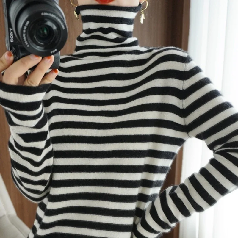 

High-Neck Knitwear Base Shirt Women's Slim Fit Coffee Inner Wear Soft Cozy Top Modern Style Long Sleeve Short Length