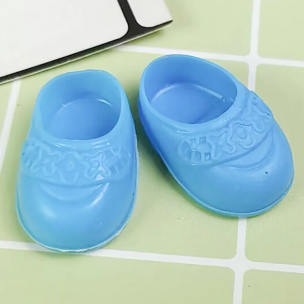 Mini chaussures de bébé pour fille, ornements de scène, petites décorations simulées, maison de jouets, simulation ouverte, poupées en plastique, jouets mignons, 10 paires