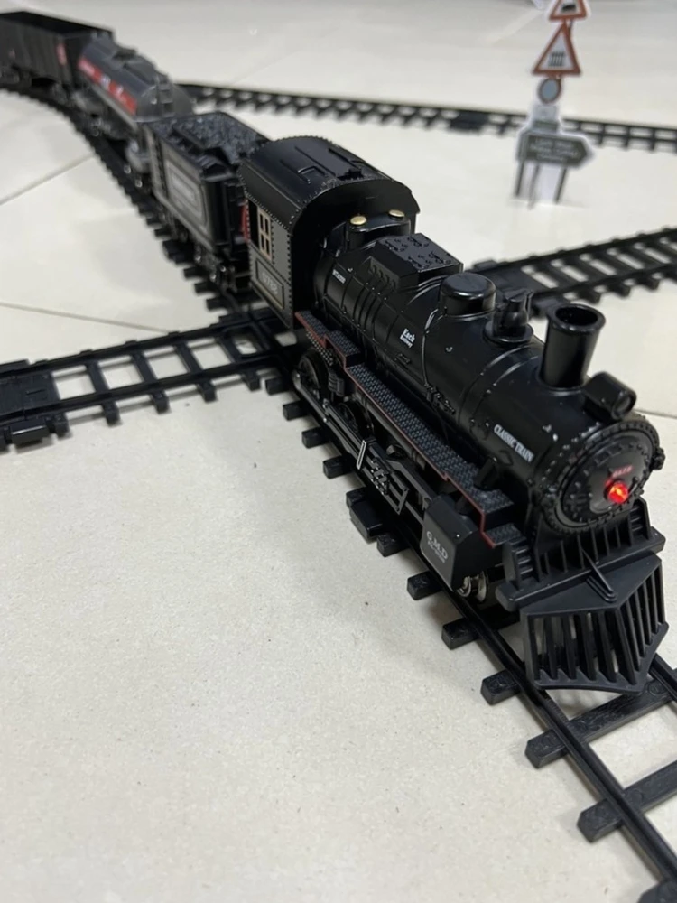 전기 기차 트랙 세트 조명 소리 레트로 시뮬레이션 레일 자동차 모델 어린이 철도 장난감 어린이 크리스마스 선물 교육