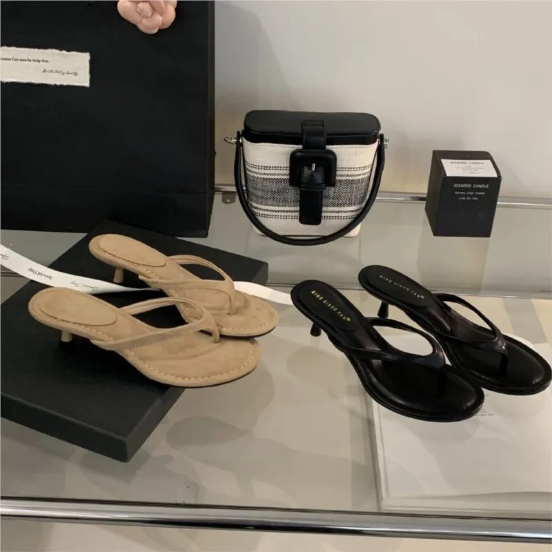 

Лето 20%, новые французские шлепанцы на высоком каблуке для женщин, которые можно носить в качестве верхней одежды.