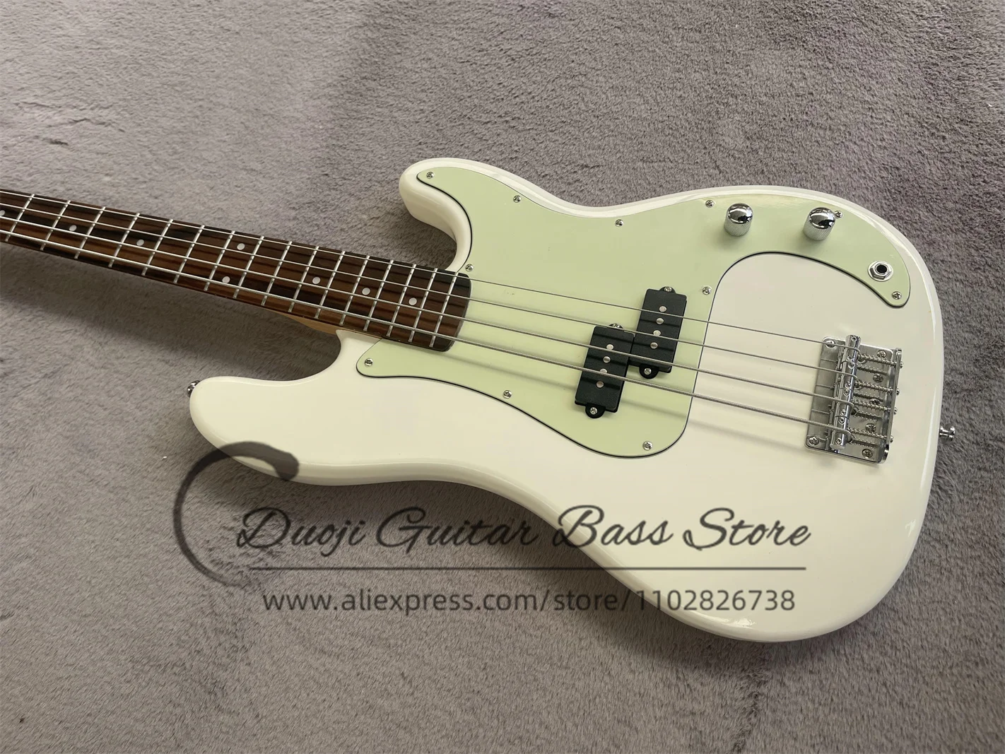 4 String Bass Guitar Cream White Body Maple Neck Rose Wood Fingerboard Milk Green Guard Fixed Bridge