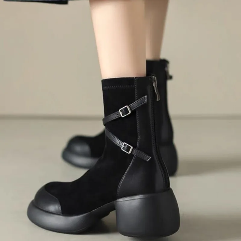 2024 Autumn New Sweet Style Fashionable Thick Bottom Comfortable Small Man Thick Heel Not Tired Feet Thin Short Boots