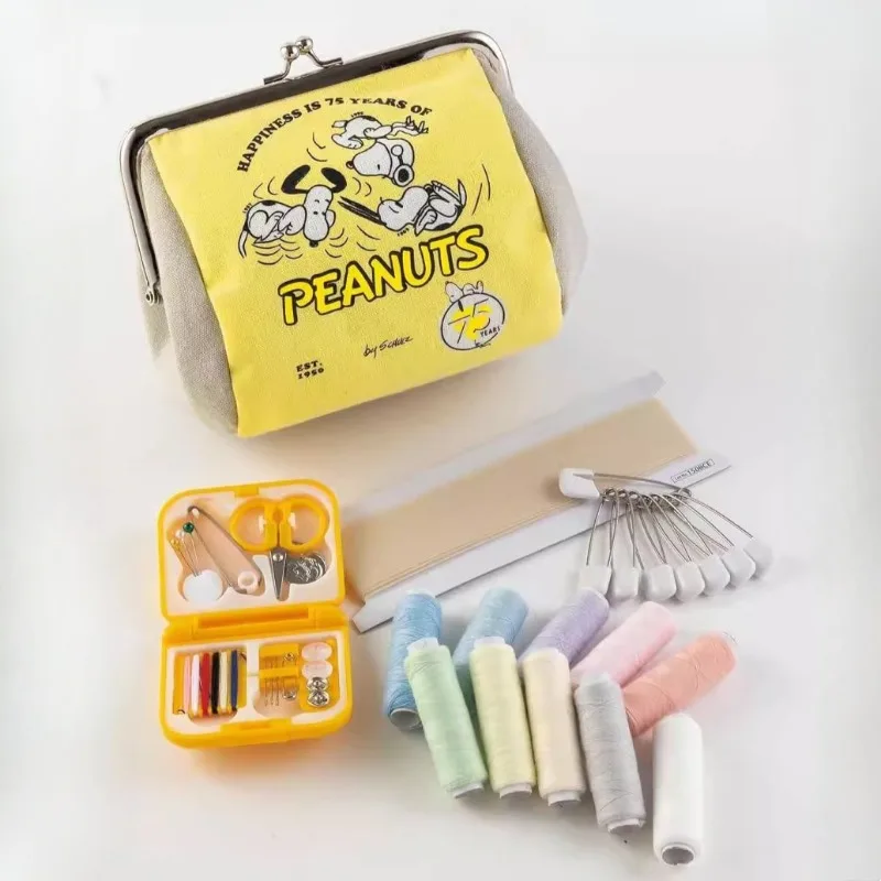 Snoopy Draagbare Portemonnee Japanse Stijl Mini Cash Portemonnee Lichtgewicht Canvas Hoofdtelefoon Tas Vrouwen Sleutelzakje Reiskaarthouder