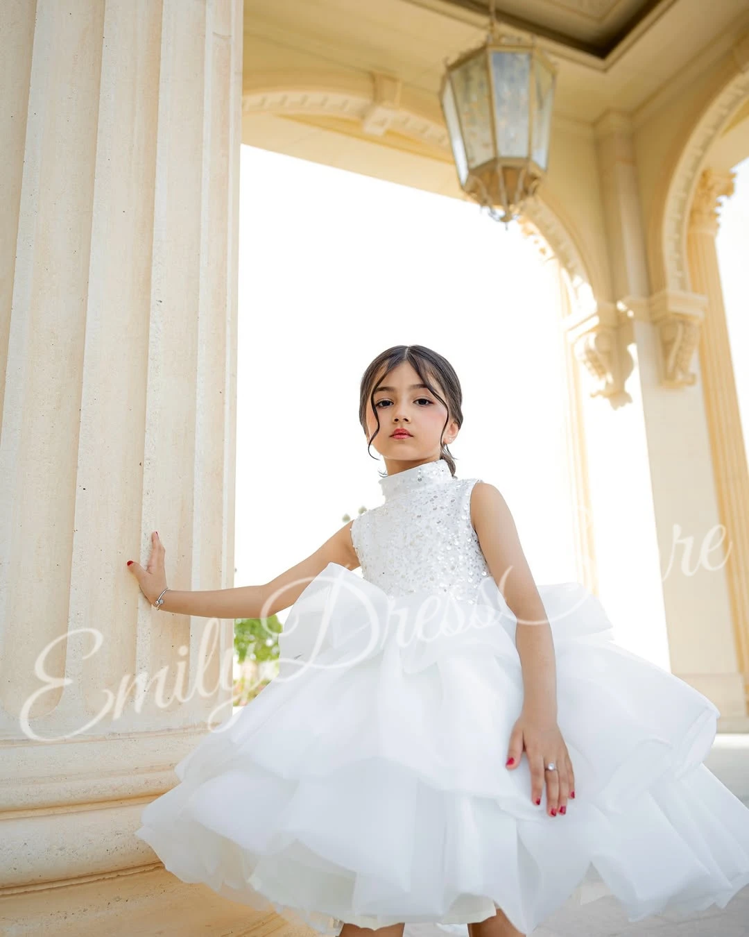

Customized White Flower Girl Dresses For Wedding Sequins Baby Sequins Beaded Puffy Princess Birthday Party First Communion Gown