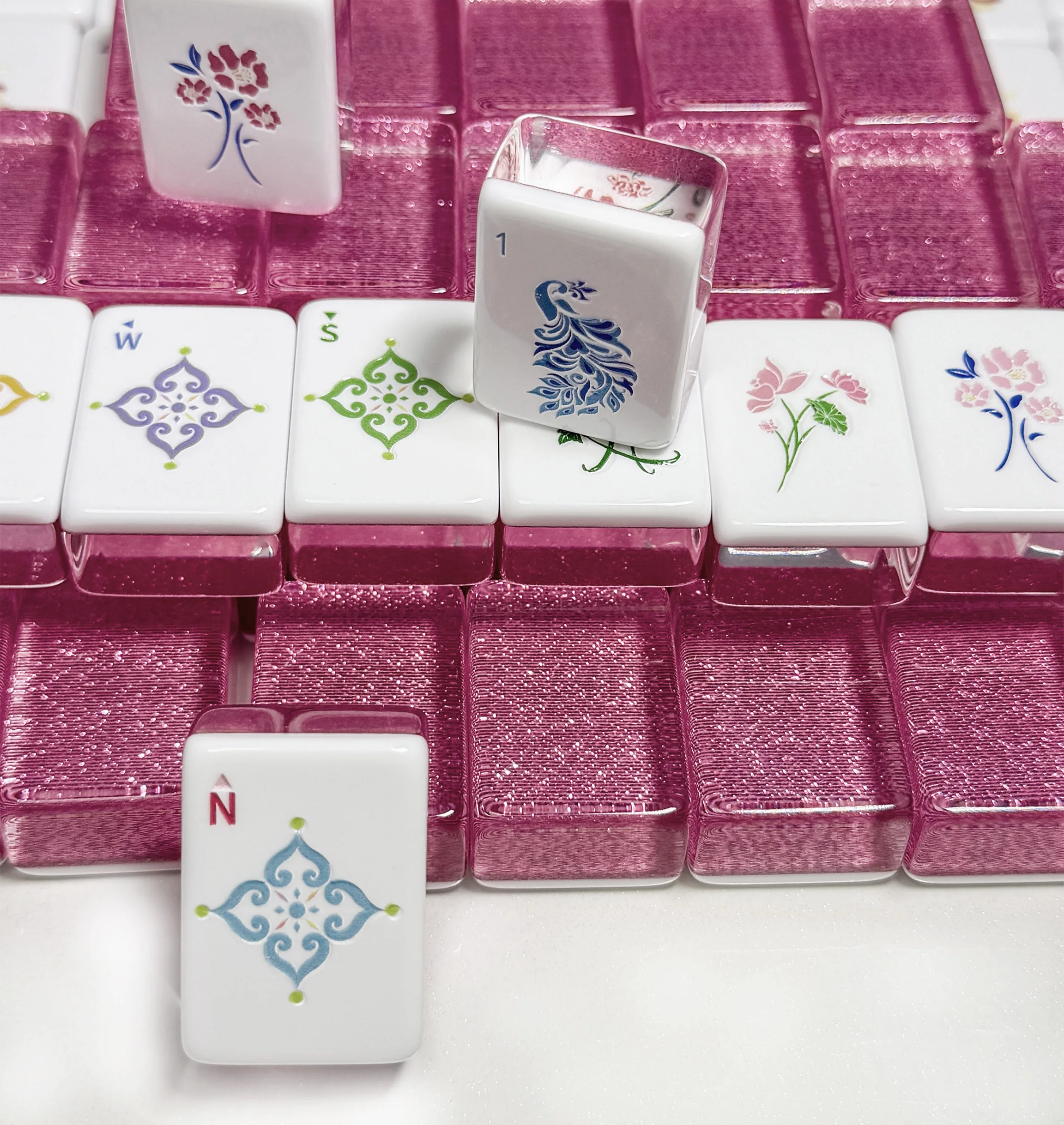 Luxury Rose Purple Glitter Acrylic Mahjong Set American Style Mah Jong Tiles with Joker & Flowers Beautiful Board Game for Women