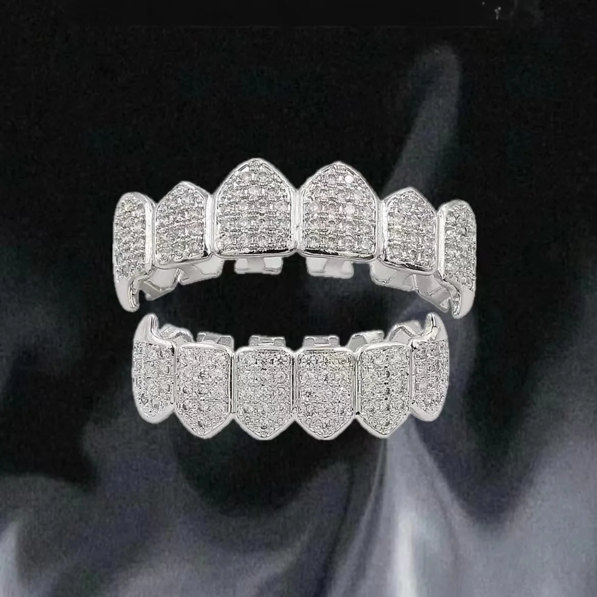 

YOUNGX Hip Hop 6/6 CZ Stone Teeth Grillz Top Bottom Fangs 14K Gold Plated Zircon Tooth Caps For Women Men Jewelry