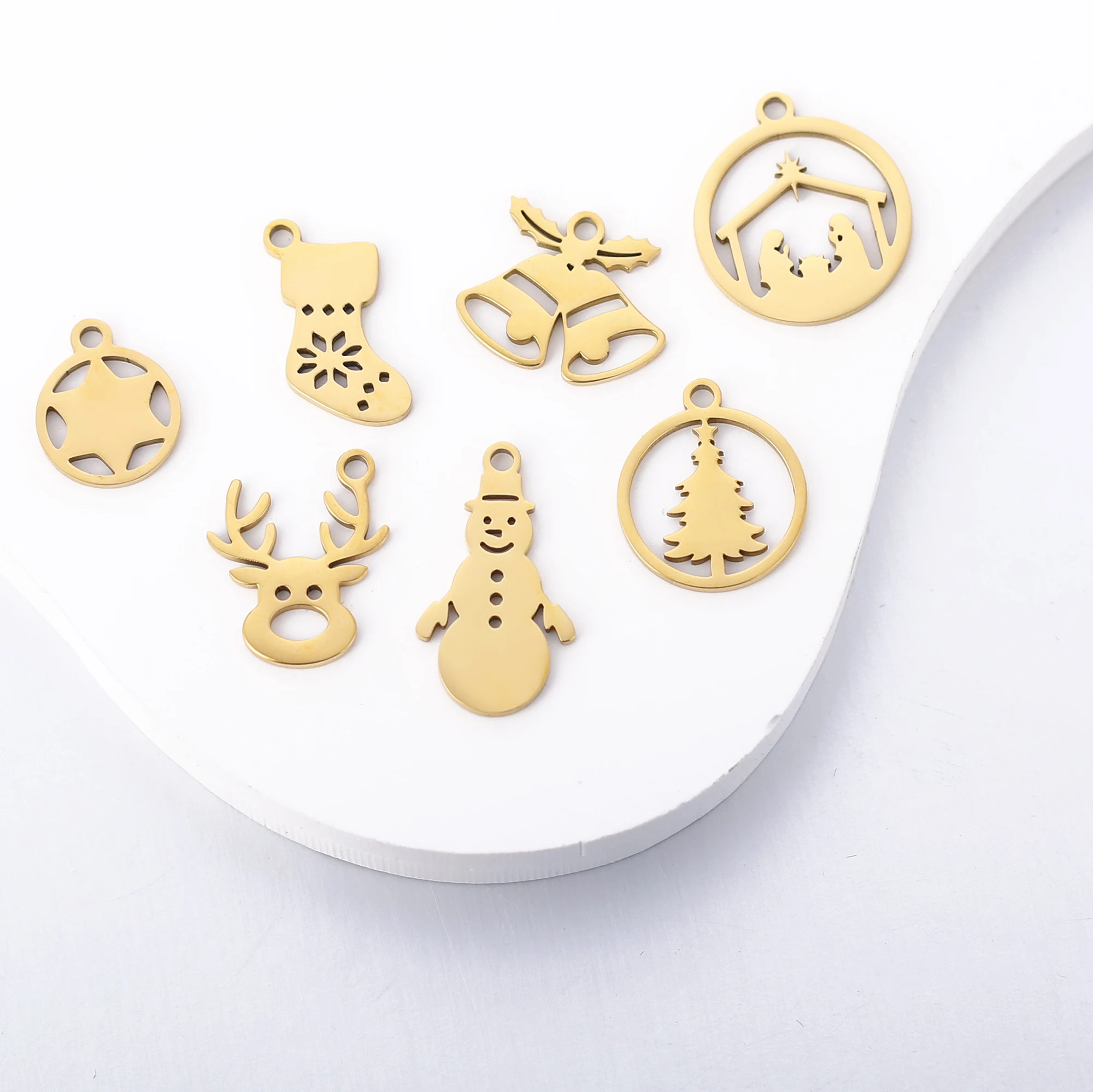 5Pcs Stainless Steel Christmas Boot＆Gingerbread Man＆Snowman＆Bell Charms Pendant For Diy New Year Gifts Jewelry Making Supplies