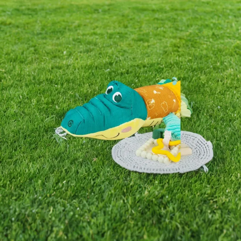 เด็กทารกดนตรีตุ๊กตาสัตว์จระเข้กิจกรรมของเล่น Multi-Sensory Crinkle Rattle และพื้นผิวน่ารัก Tummy Time ของเล่น