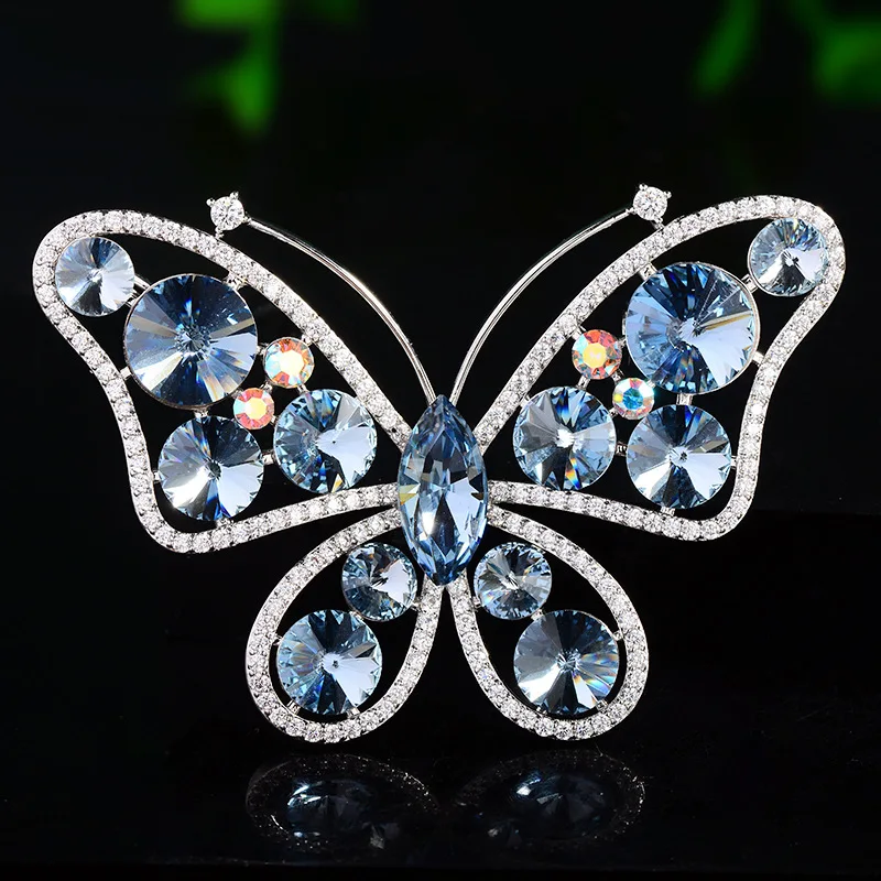 

Fashion Delicate Blue Imitation Crystal Butterfly Brooches for Women and Men Luxury Micro-inlaid Zircon Corsage Accessories Pin