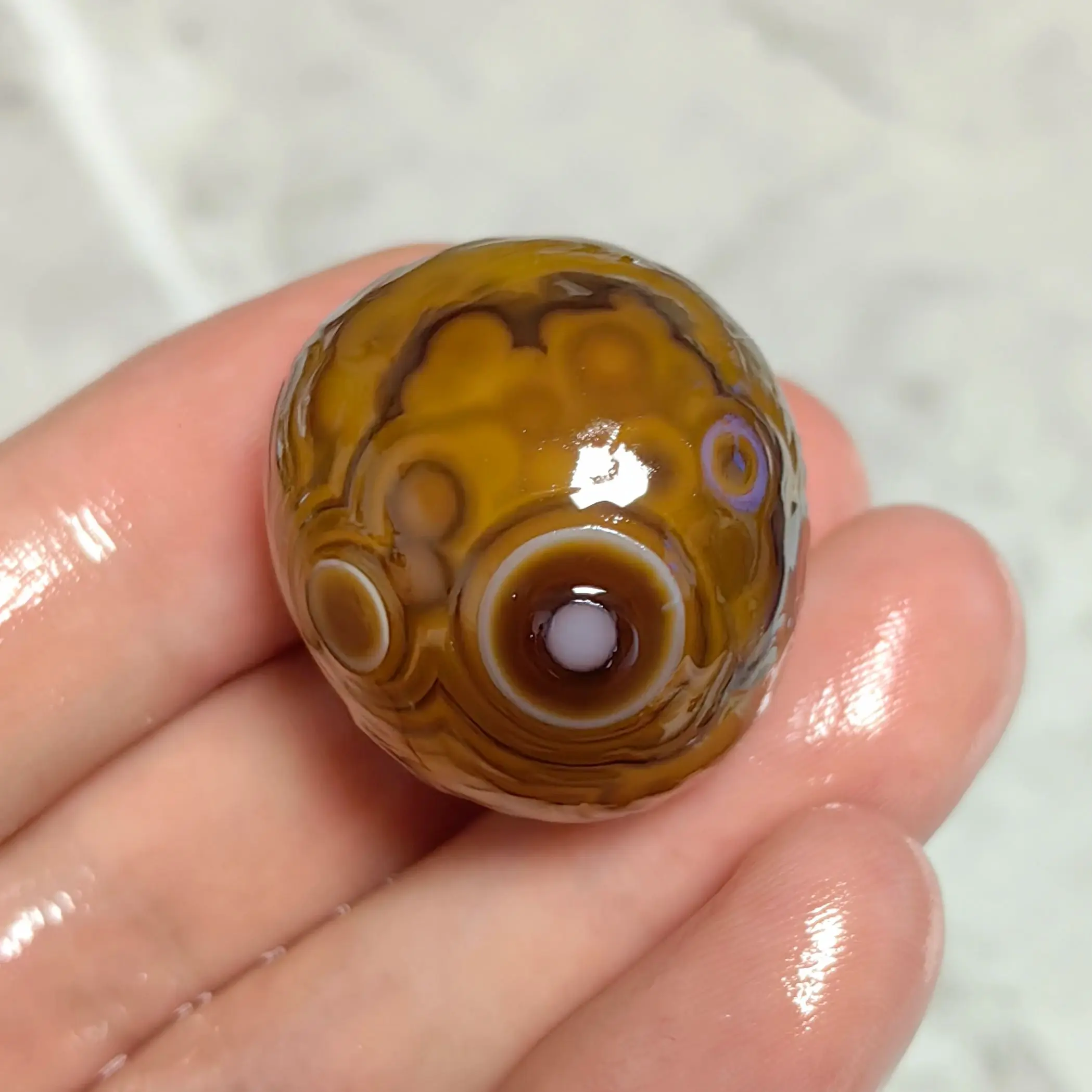 Natural Banded Agate Stone, Unique Flowing Lines & Eye Spots Exotic Wenchuan Collectible Desktop Ornament