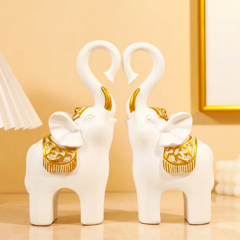 

Stick upnose Little Elephant Resin Art and Craft Decoration for Living Room, Desk Decoration, Simple, Modern, Creative, Pair, 22