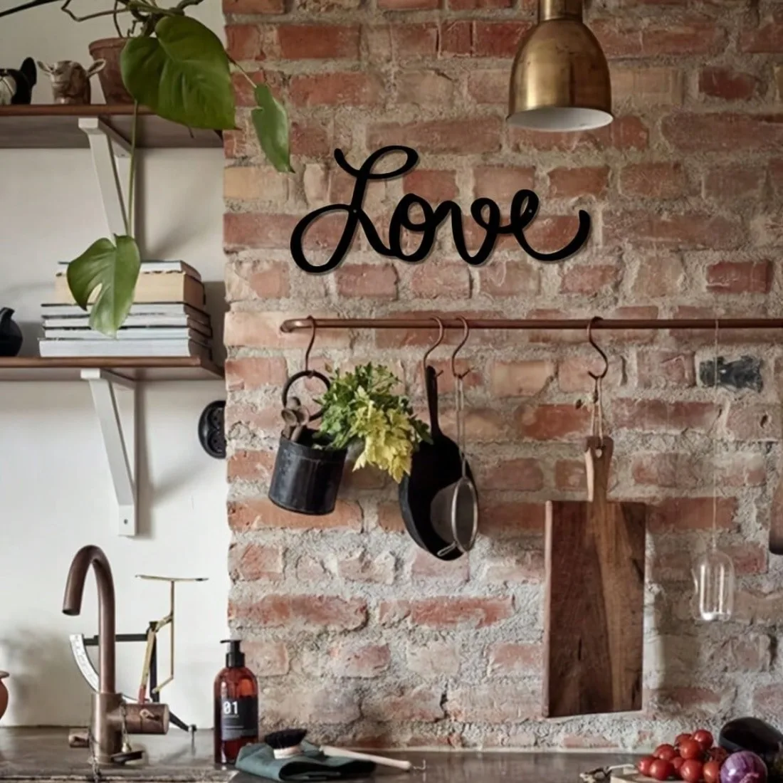 2-Pack Love Family Metal Wall Decor، أسود ريفي آرت ديكو جدار الفن لديكور المنزل الداخلي والخارجي، مقاوم للماء مقاوم للصدأ فالنتين