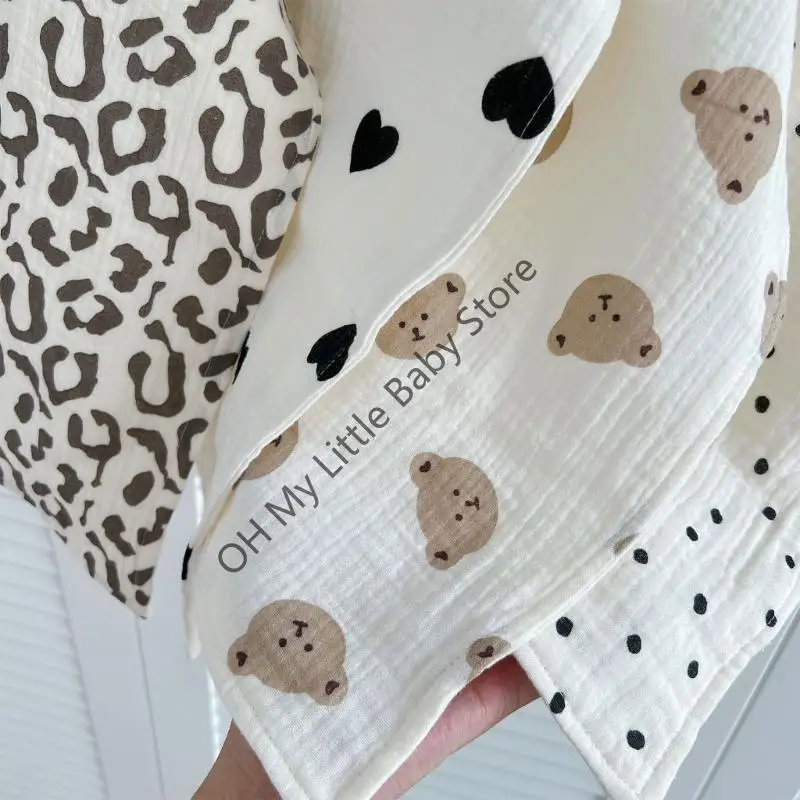 مريلة تغذية قابلة للتنفس M76C للرضع سريعة الجفاف لمسح العرق ومنديل الطفل