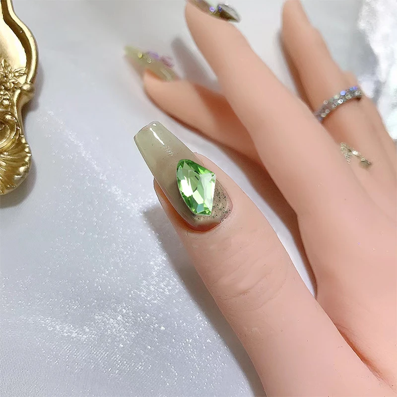 Novo 20 pçs gelo luxo transparente espumante matcha jasmim verde fundo afiado cristal strass arte do prego charme decoração gemas