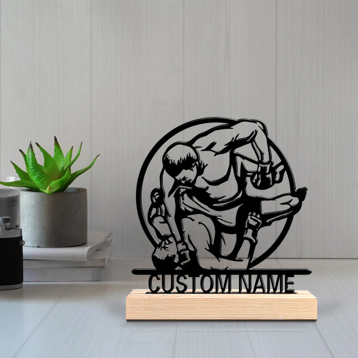 1pc Romantic Personalized Custom Boxing Metal Statues Sports Enthusiast Gift With Wooden Base, Perfect For Bedrooms, Commemorati