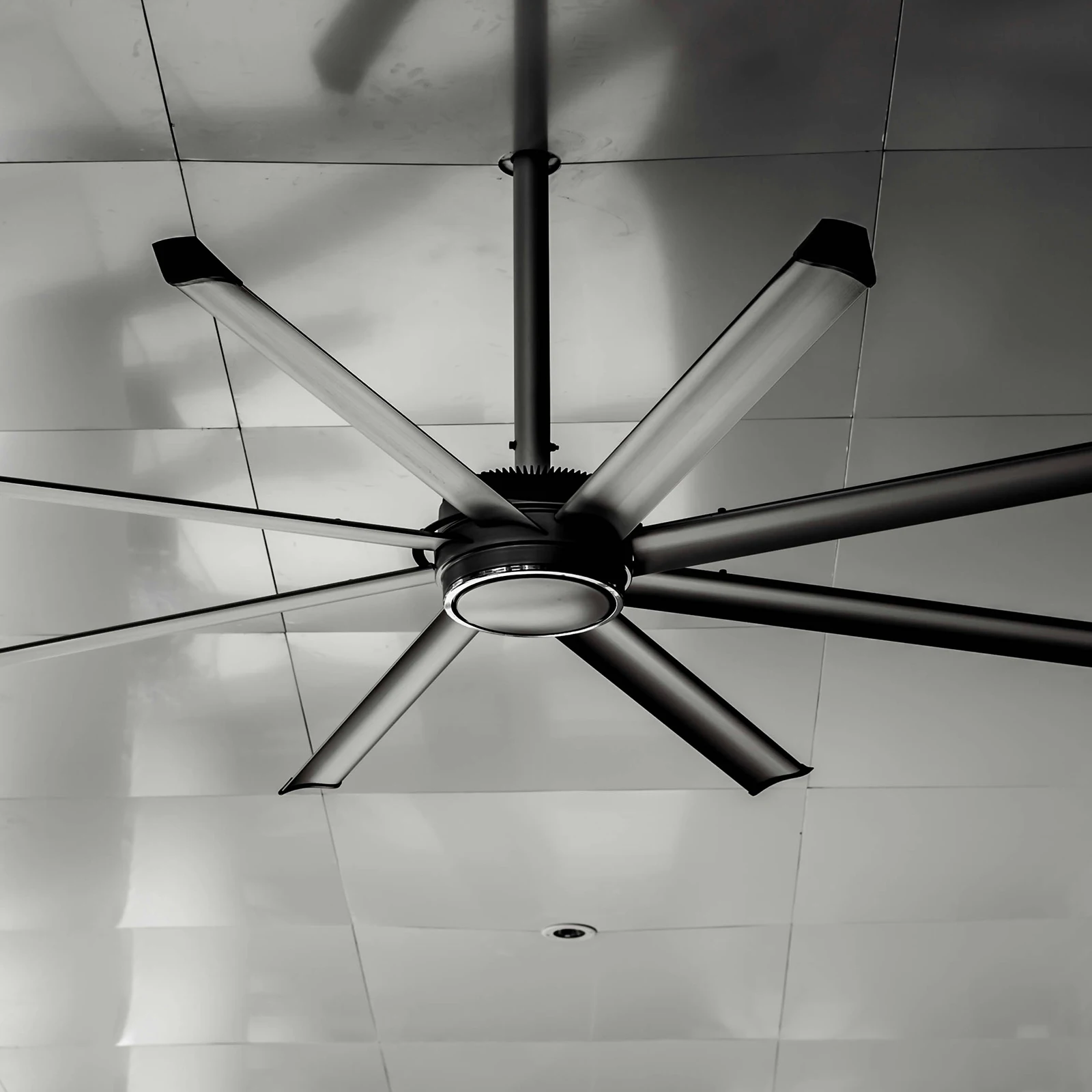 

40CM Black Downrod Ceiling Fan Extension Rod Sturdy Thickened Reusable Easy Installation Compatible Multiple Brands for Fan