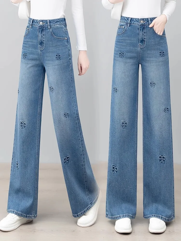 

Женские джинсы с высокой талией и вышивкой, модные прямые широкие брюки, повседневные весенние брюки 2025, светло-голубой цвет