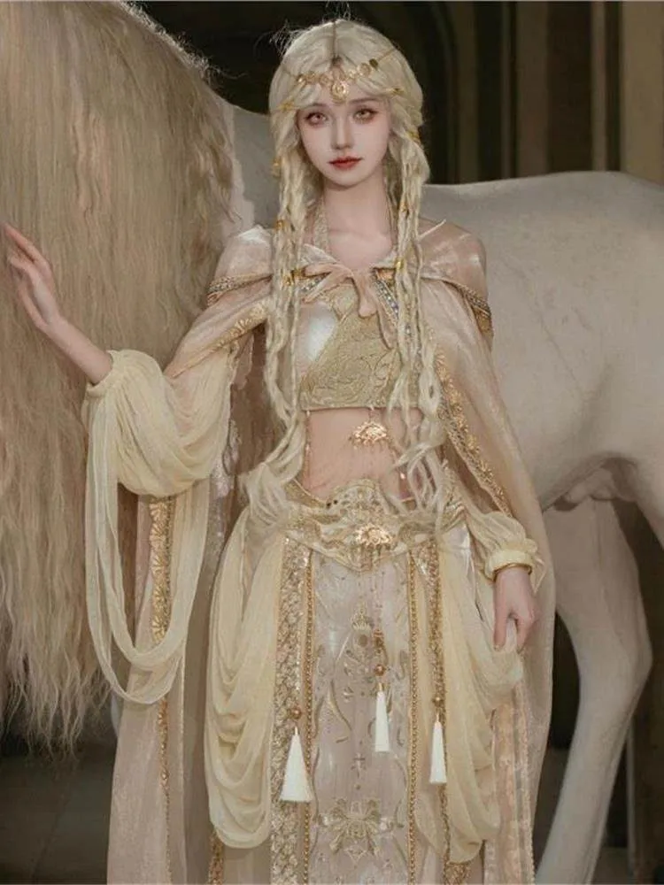 Exotic Hanfu embroidered clothing