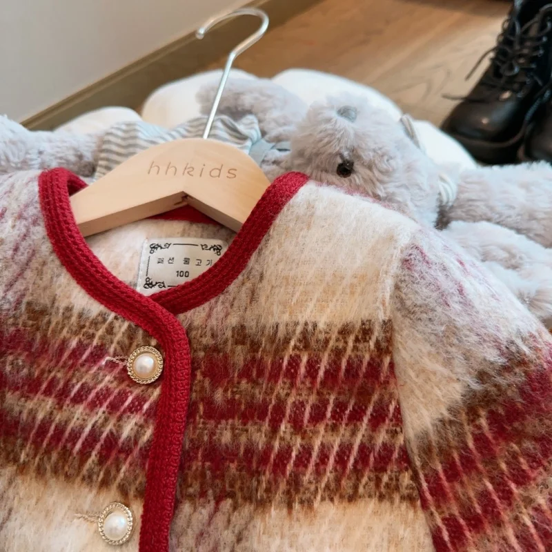 

New Children's Clothing Girls' Woolen2025Winter Children's Fashionable Pearl Woven Quilted Winter Set
