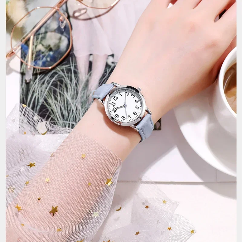 ผู้หญิงควอตซ์นาฬิกาอ่านง่ายตัวเลขภาษาอาหรับ Simple Dial สายหนัง PU Lady Candy สี Reloj De Mujer Montre Femme