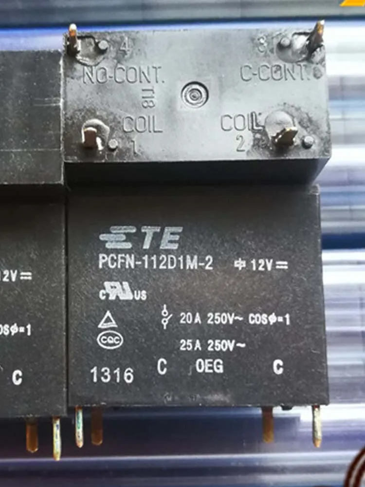 

12V Relay PCFN-112D1M-2 12VDC